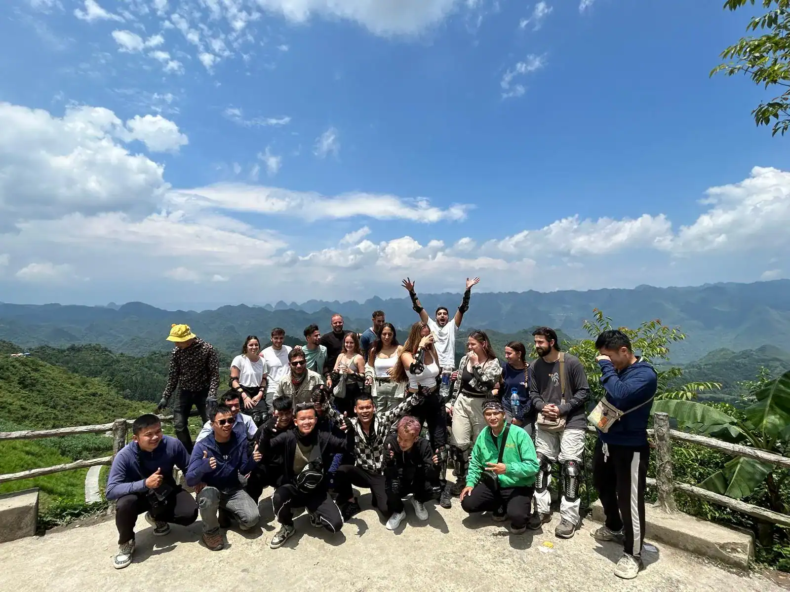 לופ עם ביבי וייטנאם