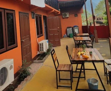 Leng Saysana Guesthouse הוסטלים עם ישראלי בואנג ויאנג איסטקארד