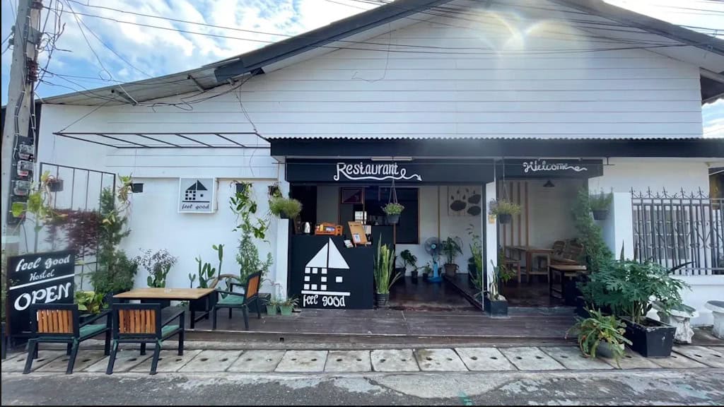 Feel Good Hostel הוסטלים בפאי תאילנד איסטקארד