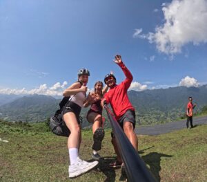 פרגלידינג עם FlySapa מצנח רחיפה בסאפה,וייטנאם איסטקארד