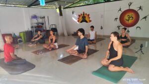 om yoga goa יוגה באוגה, הודו איסטקארד