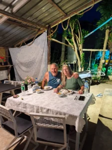 ארוחה בורמזית אוטנטית Coconut Home קופנגן – EastCard