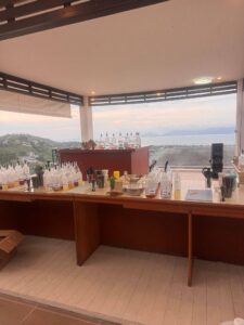 סדנת קוקטיילים כשרה קו סמוי- בר ונוף- איסט קארד