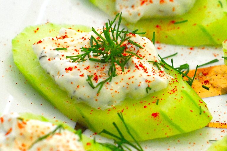 Smoky Tzatziki Cucumbers: Easy 4 Ingredient Appetizer