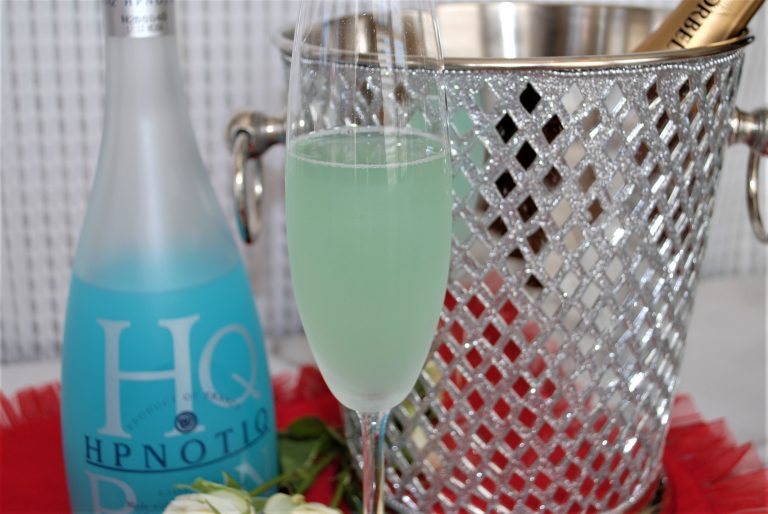 Hpnotiq Bliss - A Champagne cocktail that will remind you of your first kiss