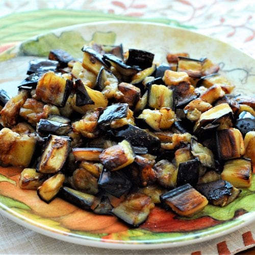 Need a quick people pleaser? This healthy Roasted Eggplant is sure to delight