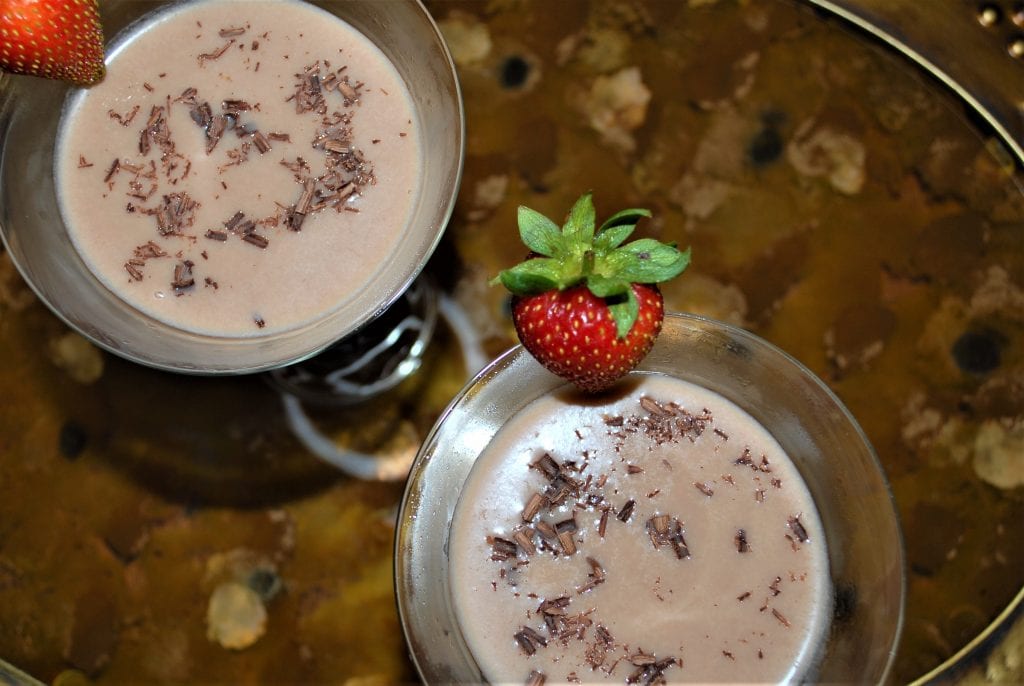 Longing for that sweet indulgence? This Chocolate Martini delivers!