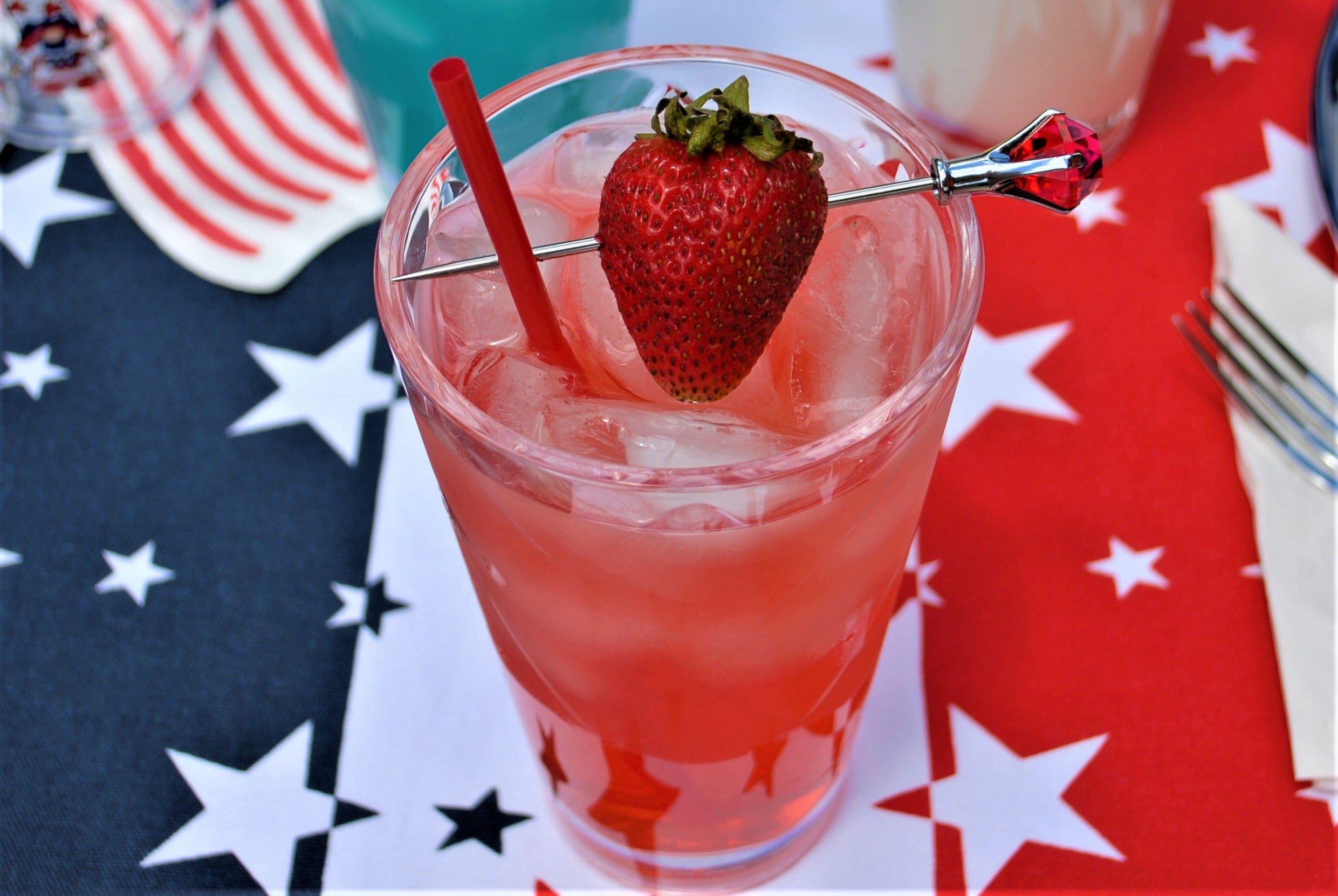 You need to taste this mind blowing sweet and sour Jolly Rancher cocktail!