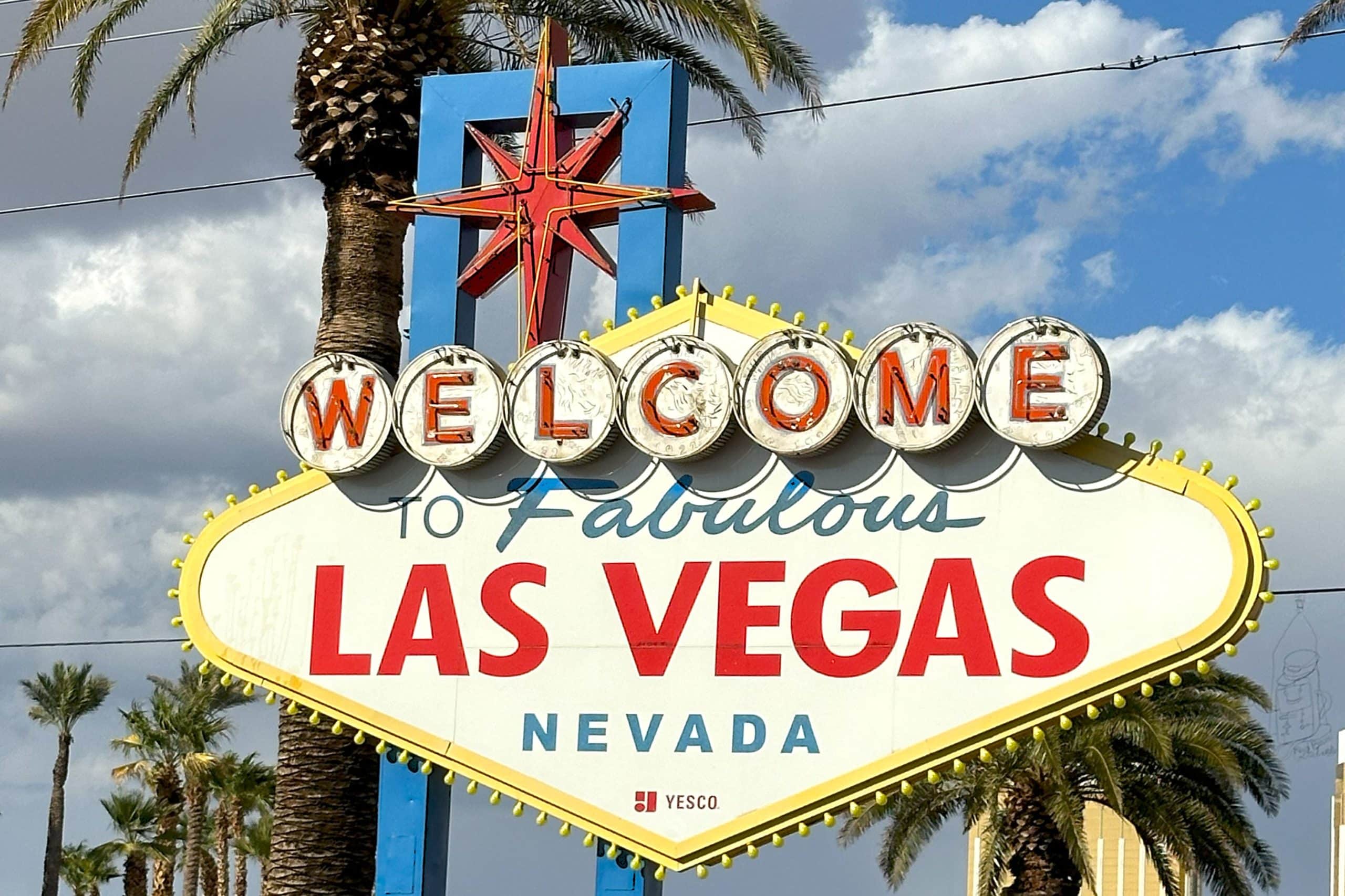 48 Hours in Las Vegas: A Venetian Experience with Holiday Sparkle
