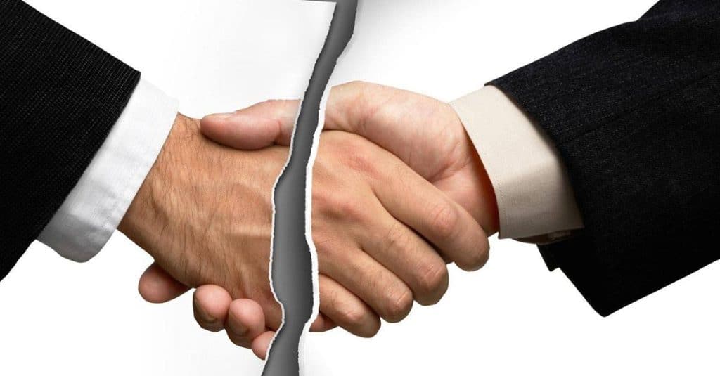 Como disolver una empresa si uno de los socios no quiere