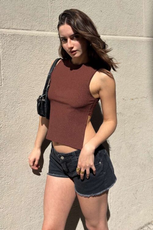 Top Andrea [BAMBULA]