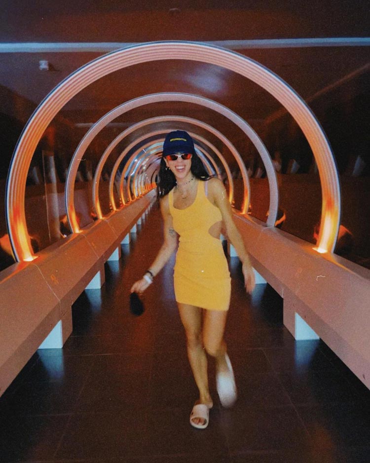 Tubbo Axelbeach Ibiza transparent tunnel in the corridor