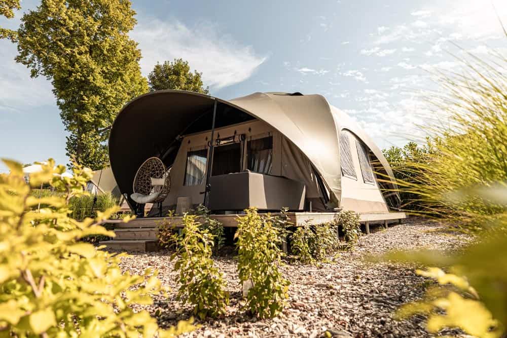 Crossover Lodge Glamping