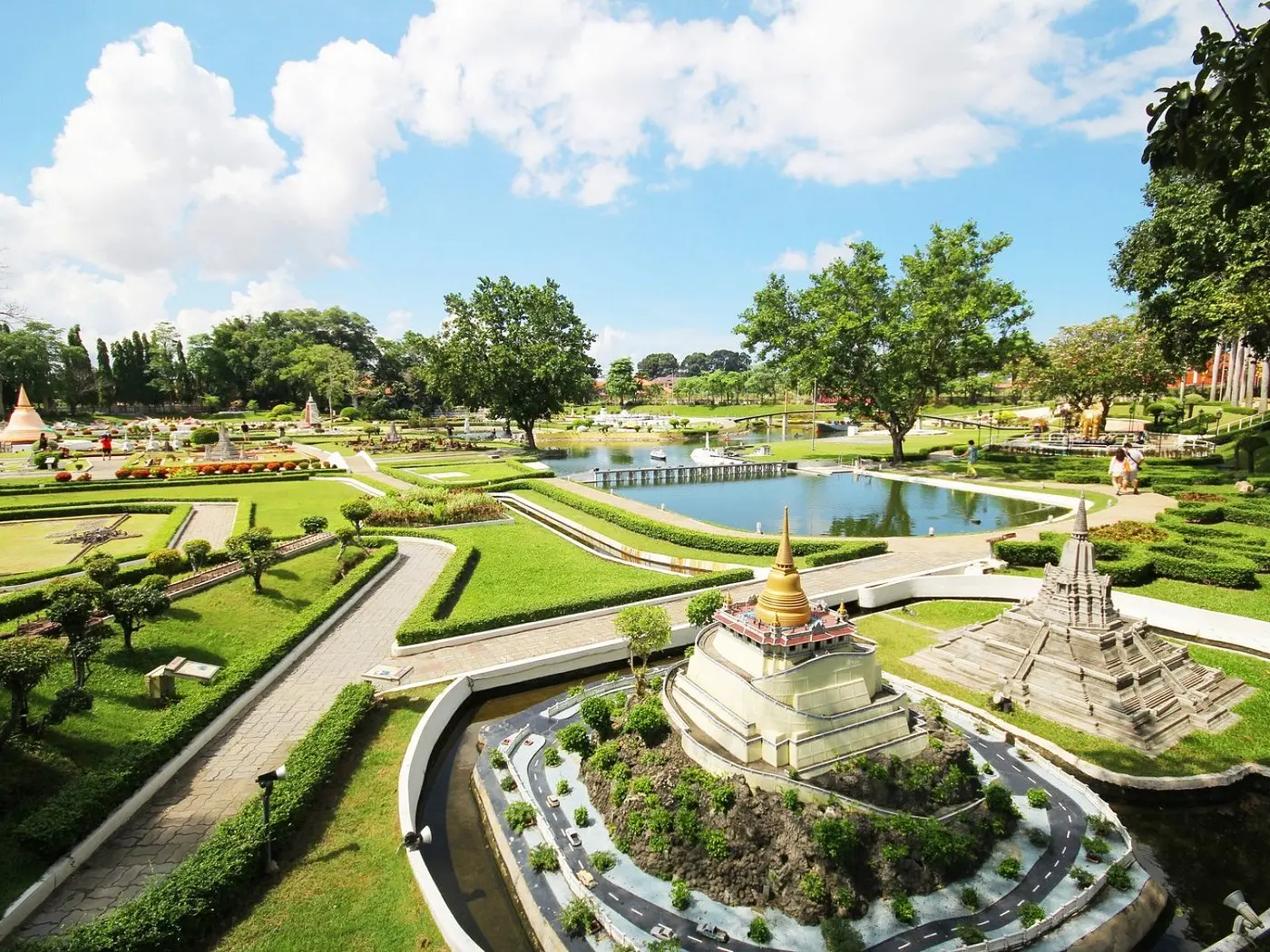 Mini Siam