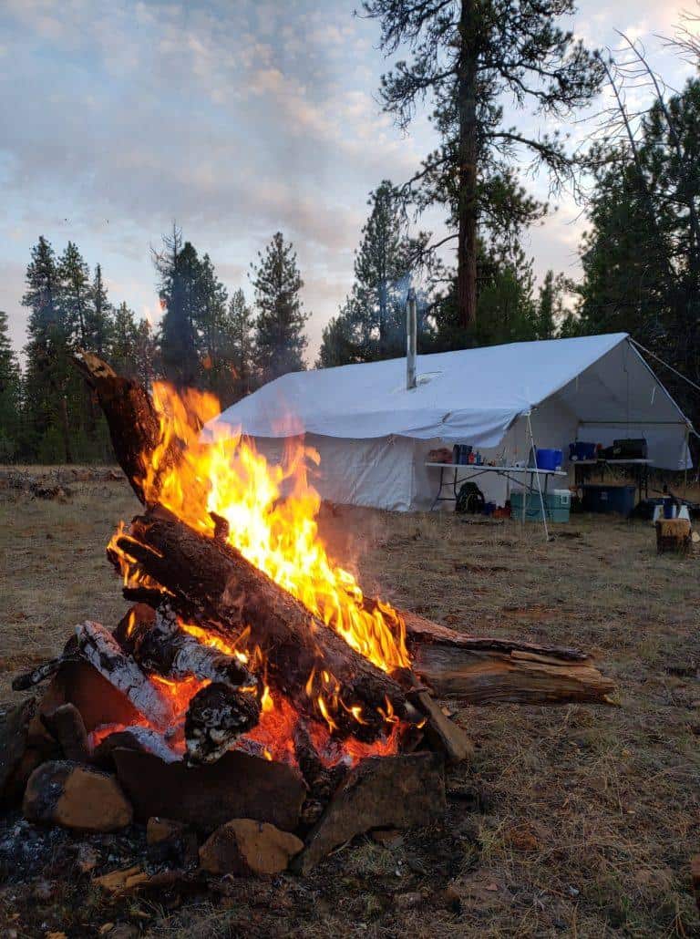 canvas hunting tent