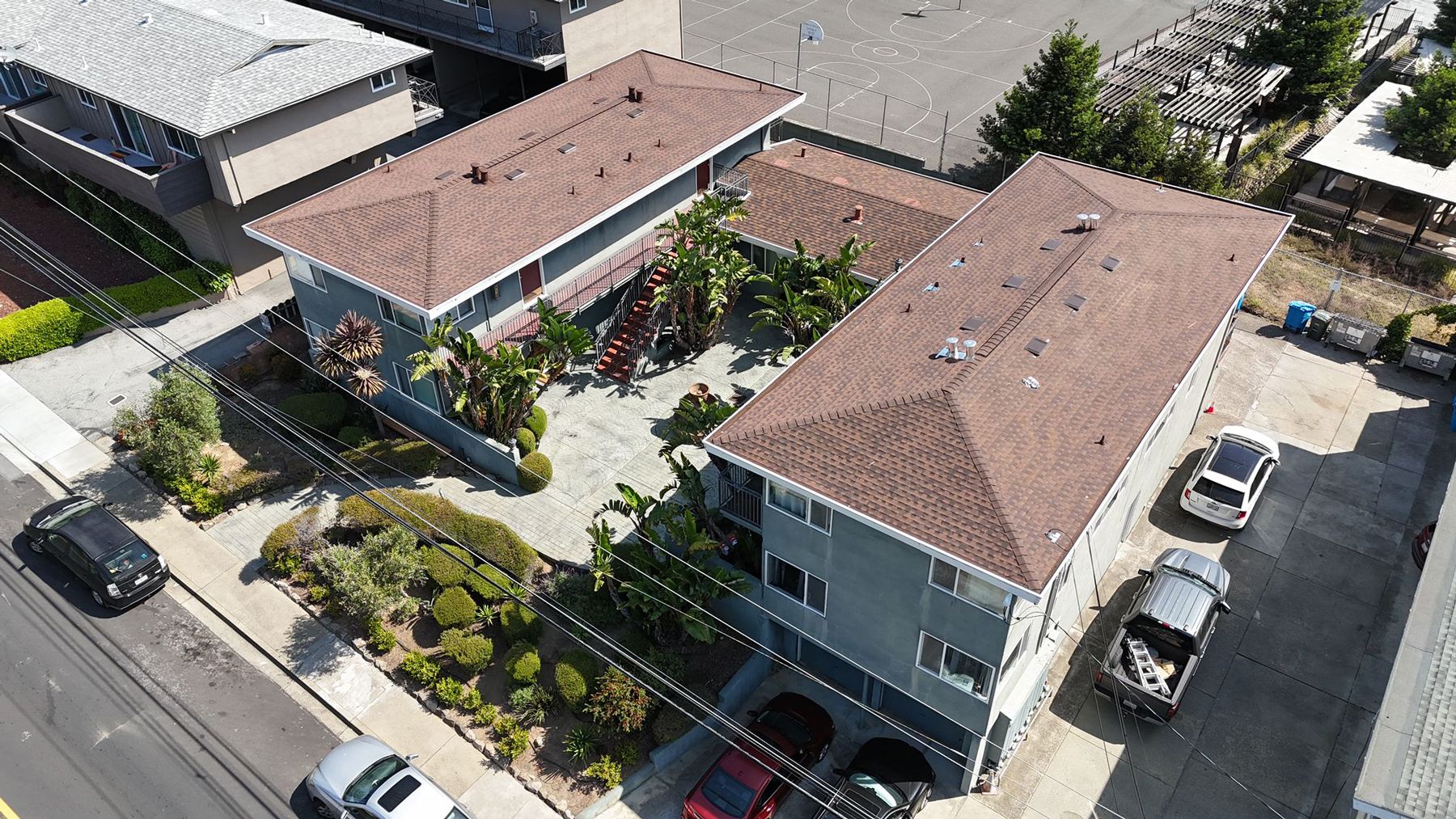 Carlmont Dr, Belmont