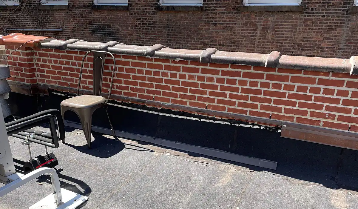 parapet roof