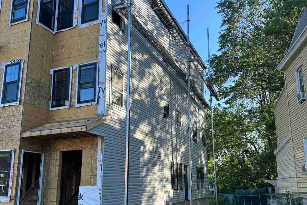 Professional vinyl siding installation in Elizabeth, New Jersey