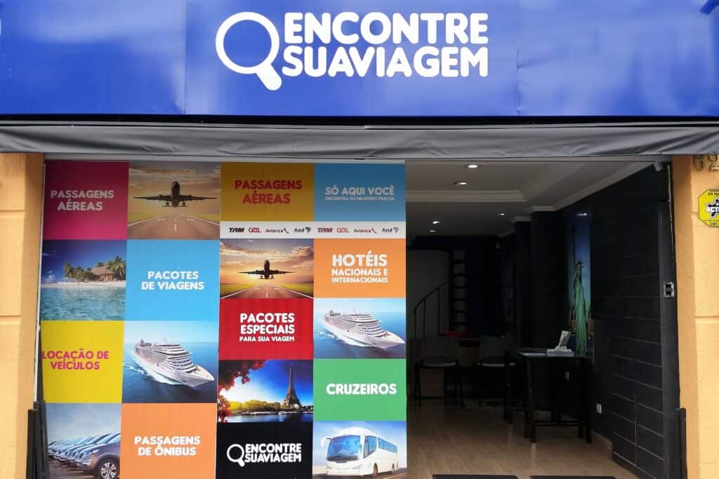 franquia encontre sua viagem frente de uma loja