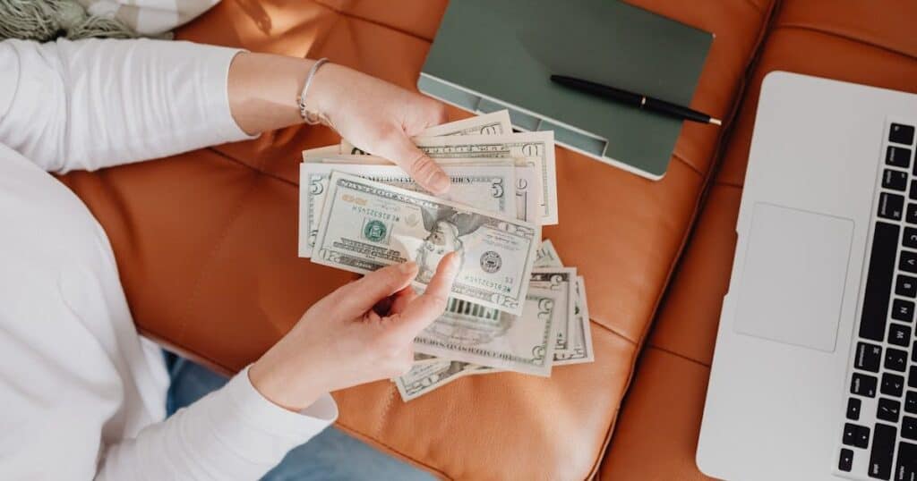 Franquias de bijuterias crescem e conquistam mais empreendedores franquias de bijuterias crescem empreendedores dinheiro