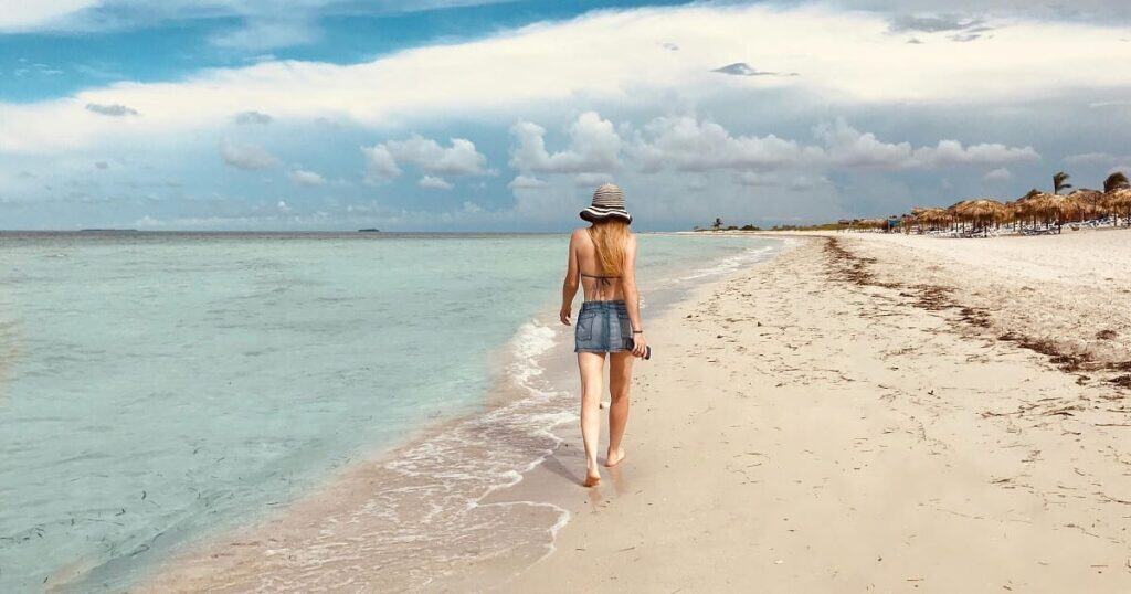 Valor de franquias famosas e poderosas em 2025 (todas as taxas) franquia de viagens barata para abrir