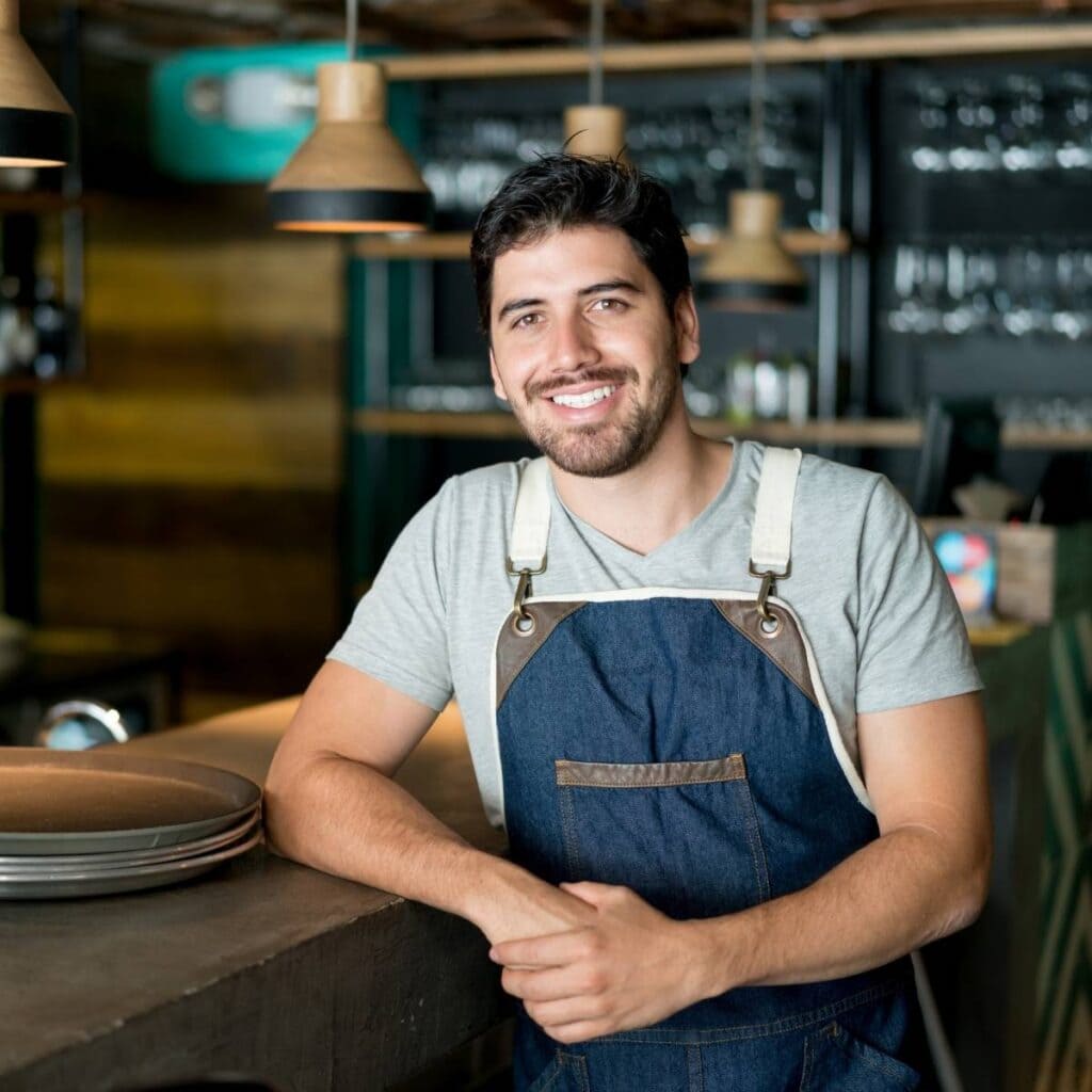 Franchising brasileiro fatura R$ 301,7 bilhões em 2025, cresce 10,5% e reforça franquias de limpeza, alimentação, moda e crédito como aposta segura Histórias do Franchising