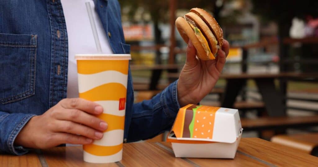 mc donalds mais próximo