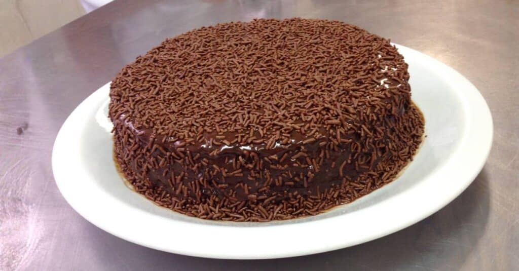 Como montar uma casa de bolos de sucesso bolo de chocolate