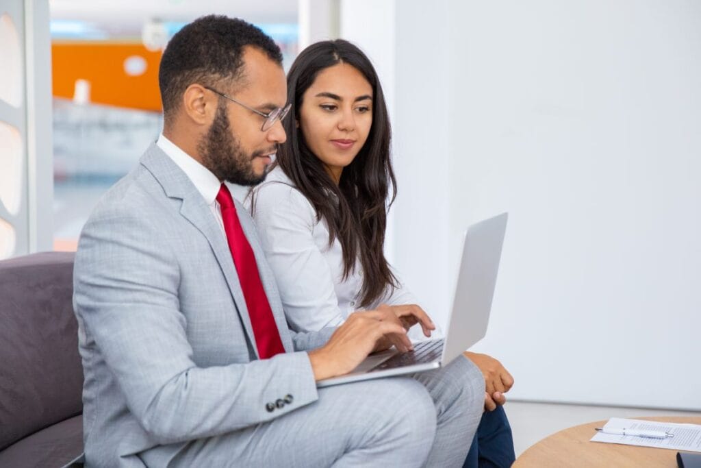 Franquia como funciona? Modelo de negócio cresce 10% ao ano lei de franquias