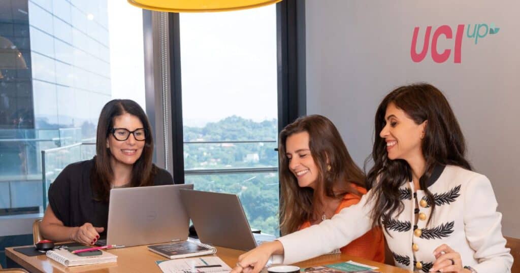 Franchising brasileiro fatura R$ 301,7 bilhões em 2025, cresce 10,5% e reforça franquias de limpeza, alimentação, moda e crédito como aposta segura uci franchising