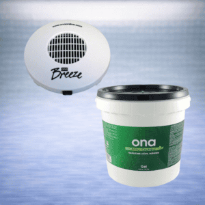 Een witte ronde luchtreiniger met het label ona Breeze is gemonteerd boven een grote witte en groene kuip met het label ona Apple Crumble Gel op een lichtblauwe achtergrond met kleurverloop.