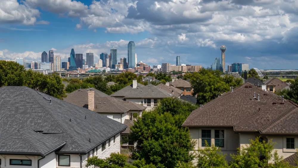 Dallas, Texas skyline with residential neighborhoods in the foreground