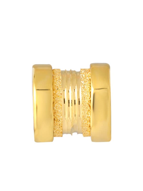 1100x762px_14Aug_0006_9P-MP130-3-1C TOMEI Lucky Roller Pendant, Yellow Gold 916