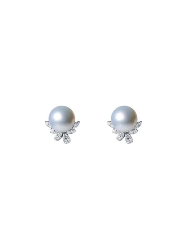 TOMEI Pearl With Diamond Earrings, White Gold 750