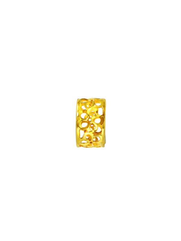 TOMEI Chomel Collection Flower-Pattern Charm, Yellow Gold 916