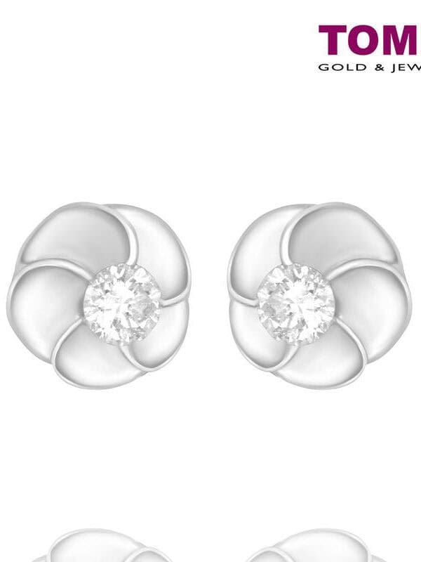 D30025018_00 Swirl Flower Diamond Earrings | Tomei White Gold 375 (9K) (E1155)