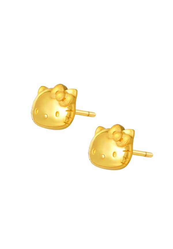 TOMEI X SANRIO Winter Wonders Hello Kitty Earrings, Yellow Gold 916