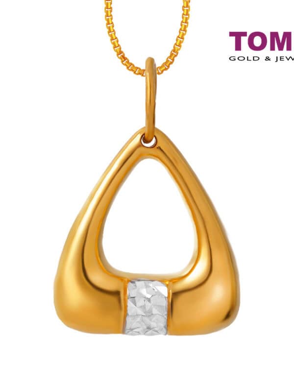 TOMEI The Triangolo Pendant, Yellow Gold 916