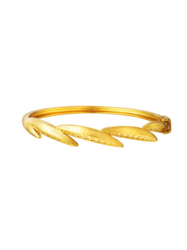 TOMEI Sri Puteri, The Anyaman Series Bangle, Yellow Gold 916