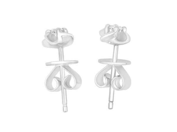 D30031410_03 Tomei White Gold 585 (14K) "Lucky in Love" Diamond Earrings (E1438)