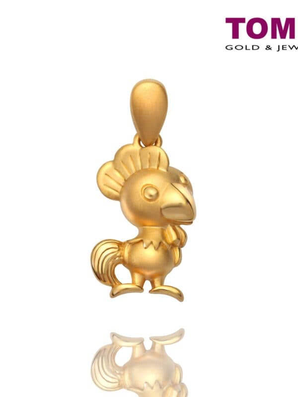 TOMEI Sweet Blessings Rooster Pendant, Yellow Gold 916