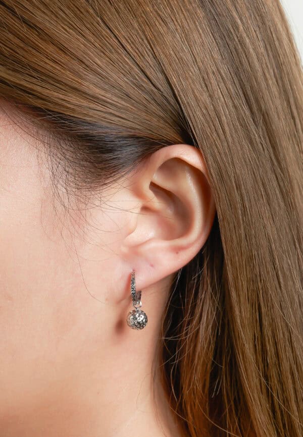 TOMEI Sphericity in Luminescence Duo Earrings, White Gold 585