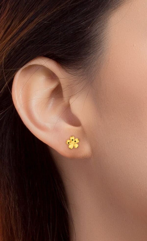 TOMEI Flower Earrings, Yellow Gold 916