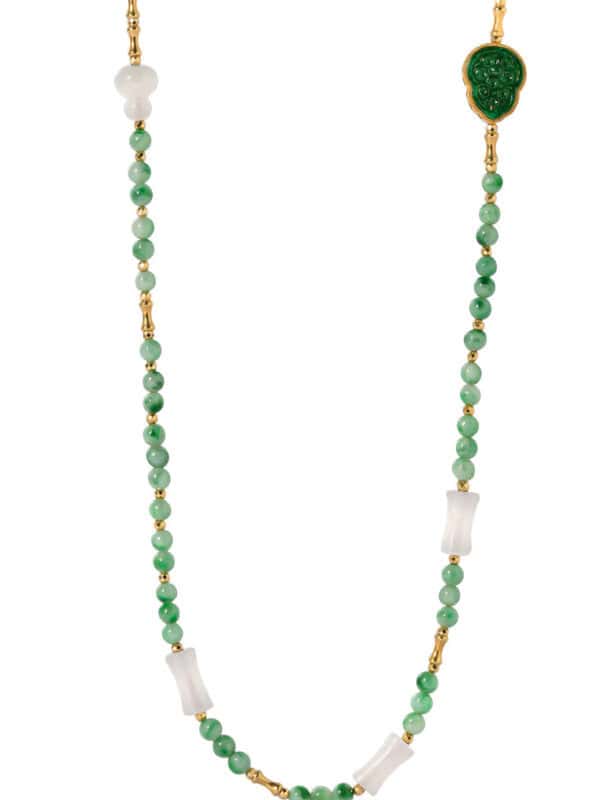 TOMEI Jade & Nephrite Necklace, Yellow Gold 750