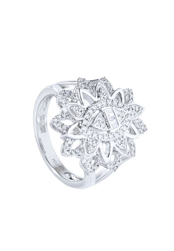 Untitled-1_0007s_0000_DSC01577.psd TOMEI Diamond Ring, White Gold 750