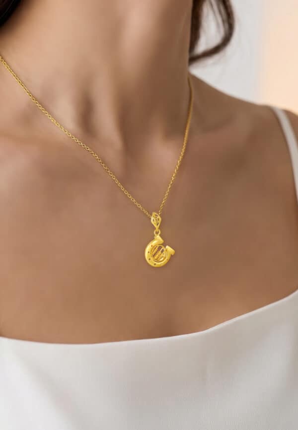 ssmy-zone-1787036342-762_0059_9P-PT2816-1C_3.jpg TOMEI Horse Shoe Abacus Pendant, Yellow Gold 916