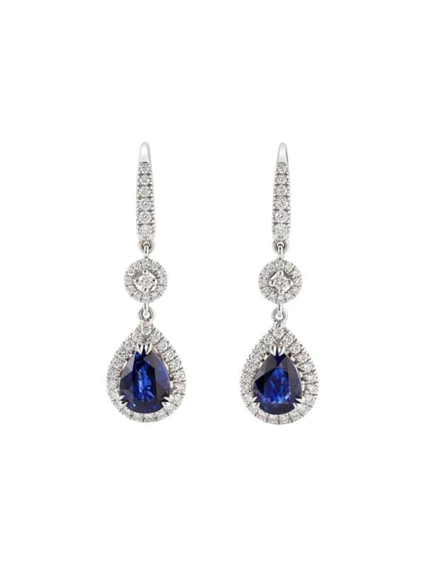 _VQ0000085_03_brochure TOMEI Sapphire Earrings, White Gold 750/18K