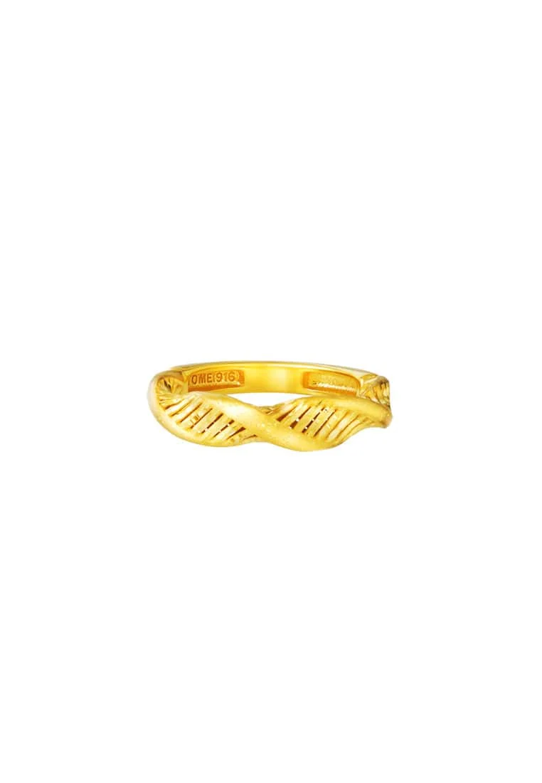 TOMEI Twist Ring, Yellow Gold 916/22K