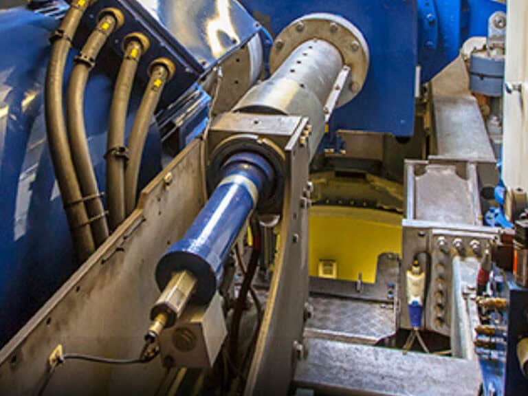 Why Plant-Based Lubricants Outshine Petroleum-Based Oils in Hydraulic Systems