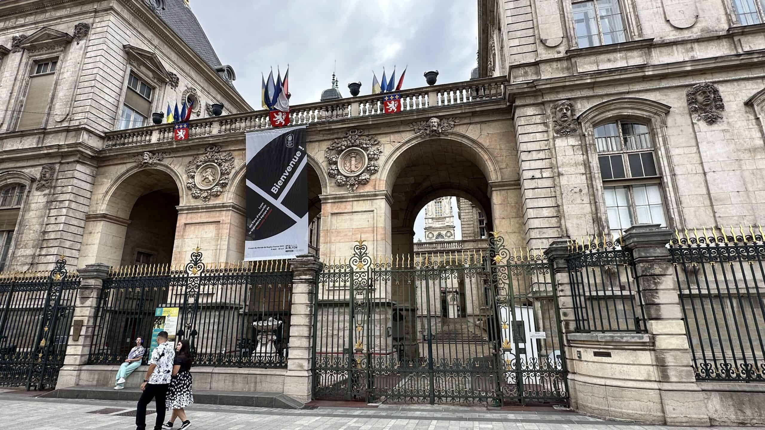 Back of the Hotel de Ville